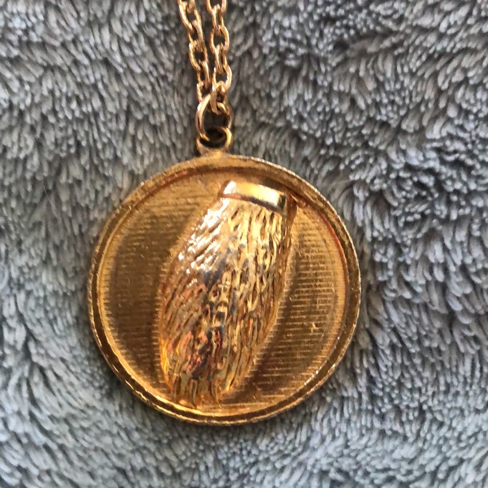 Vintage-antique lucky bunny foot pendant necklace gold color long chain
